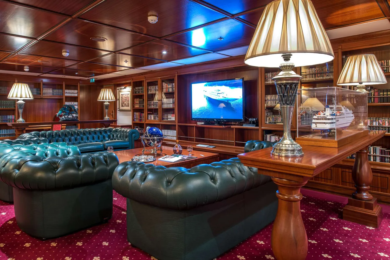 yacht-74592