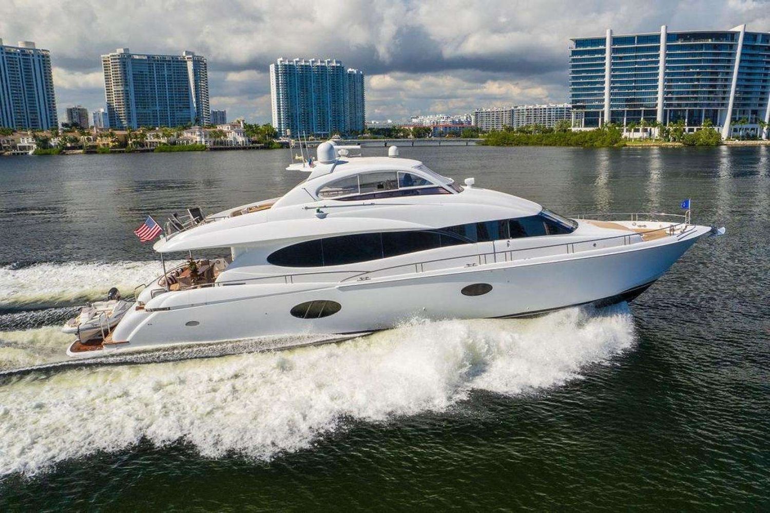 yacht-74661