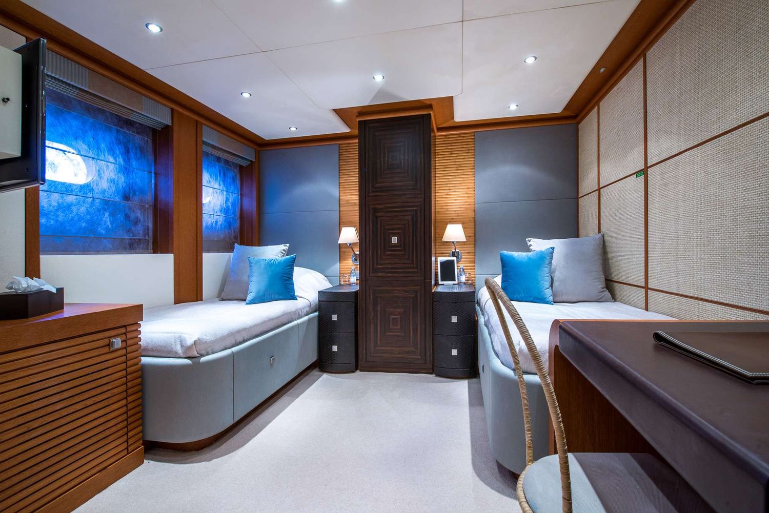 yacht-75819