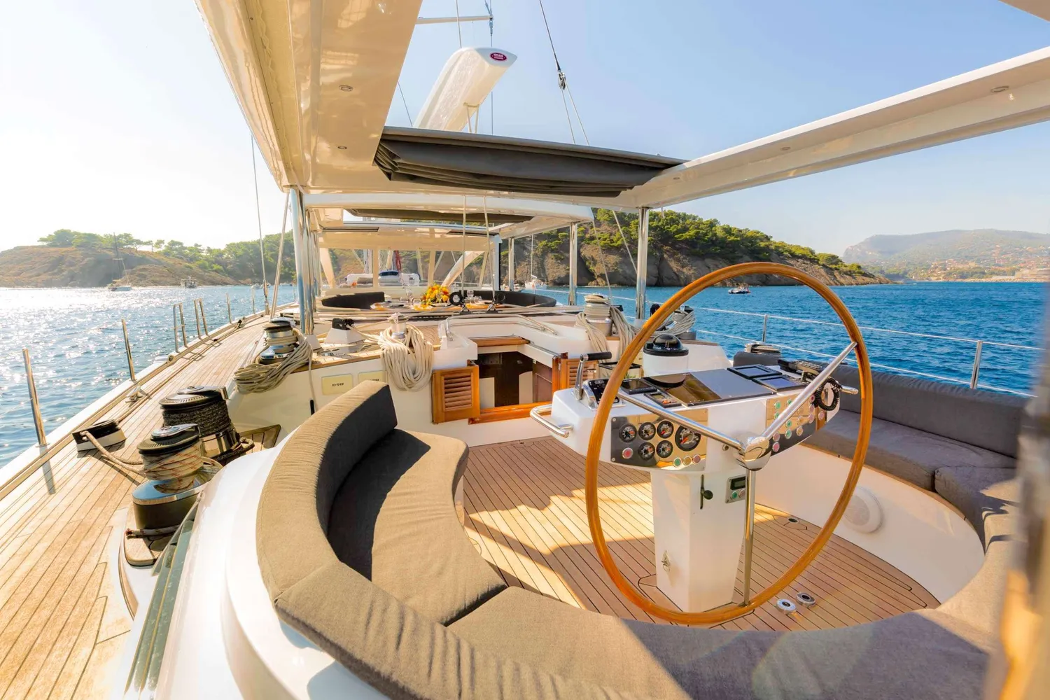 yacht-155836
