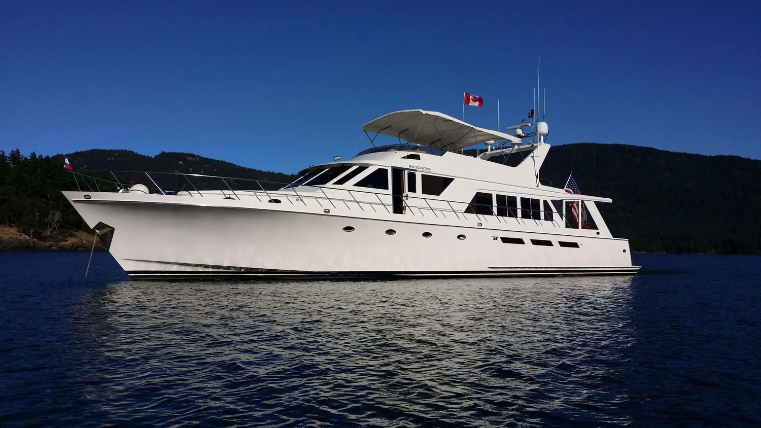 yacht-76335