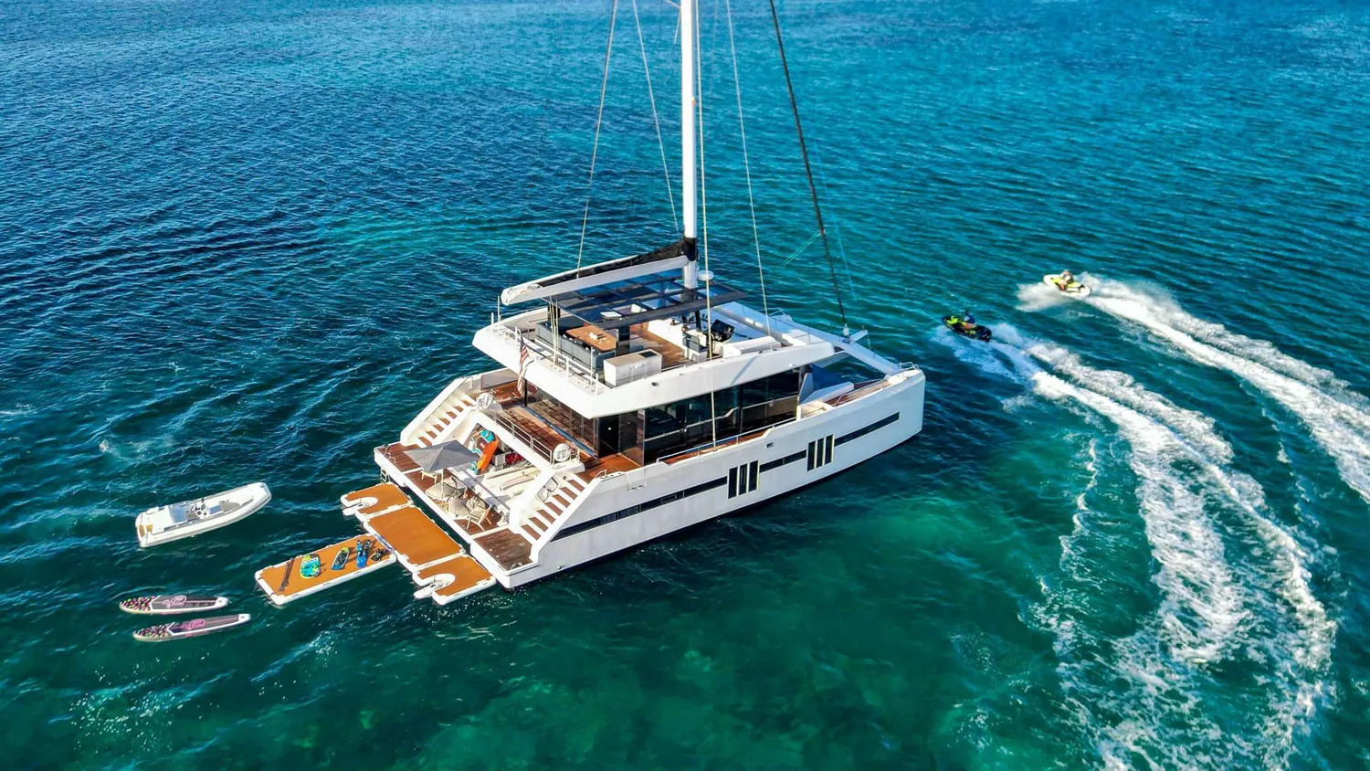 yacht-485669