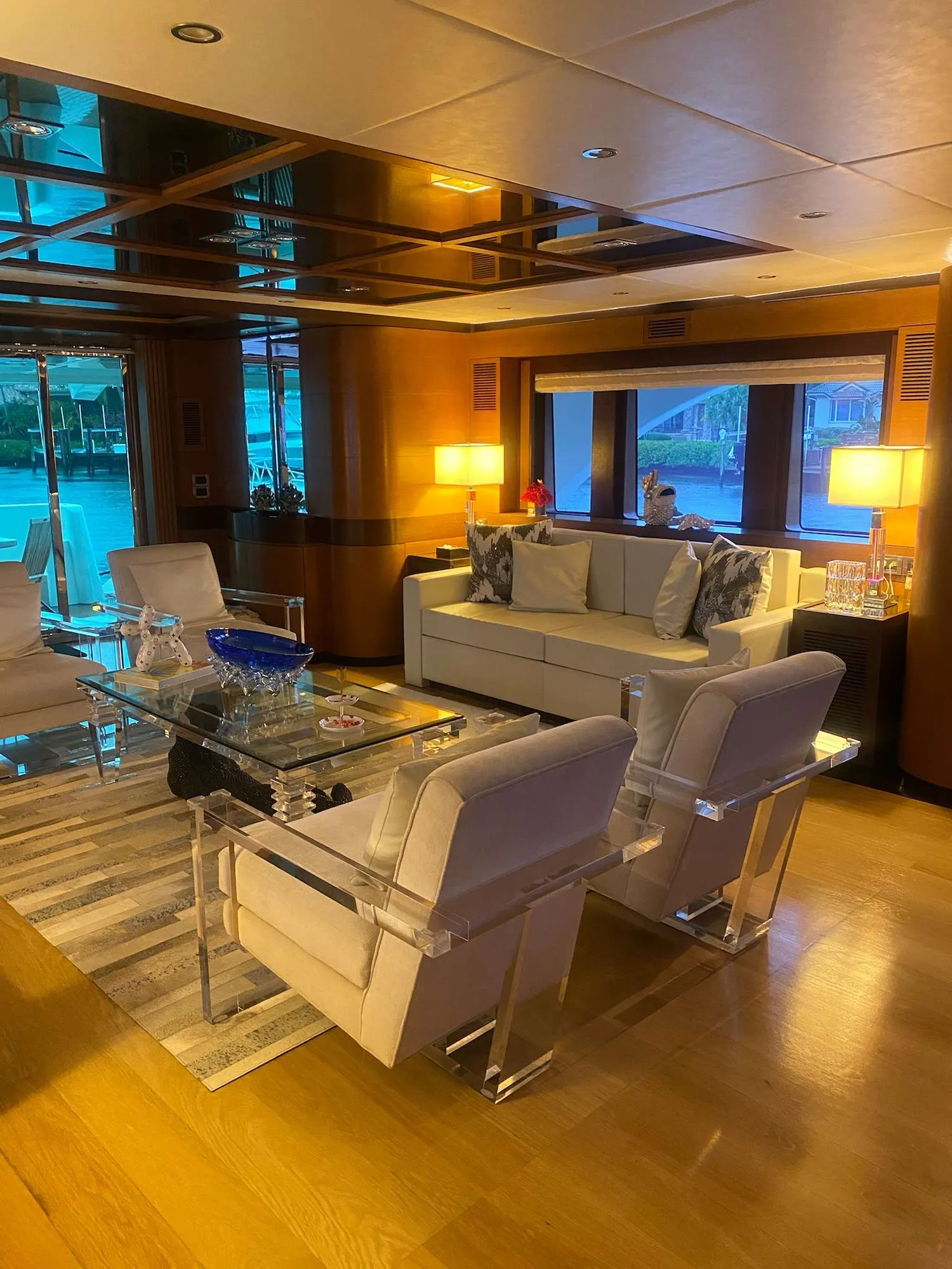 yacht-153916