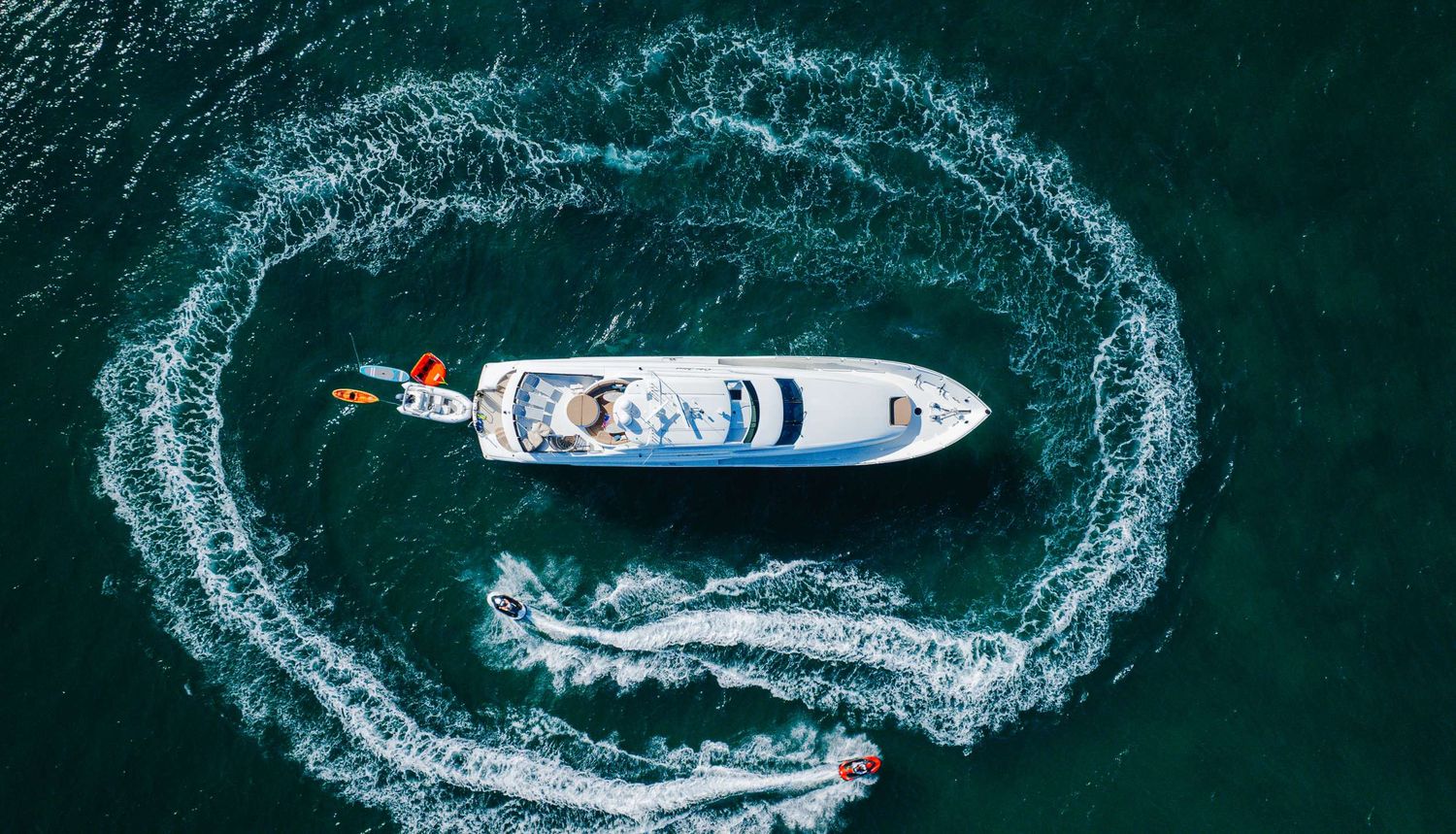 yacht-76788