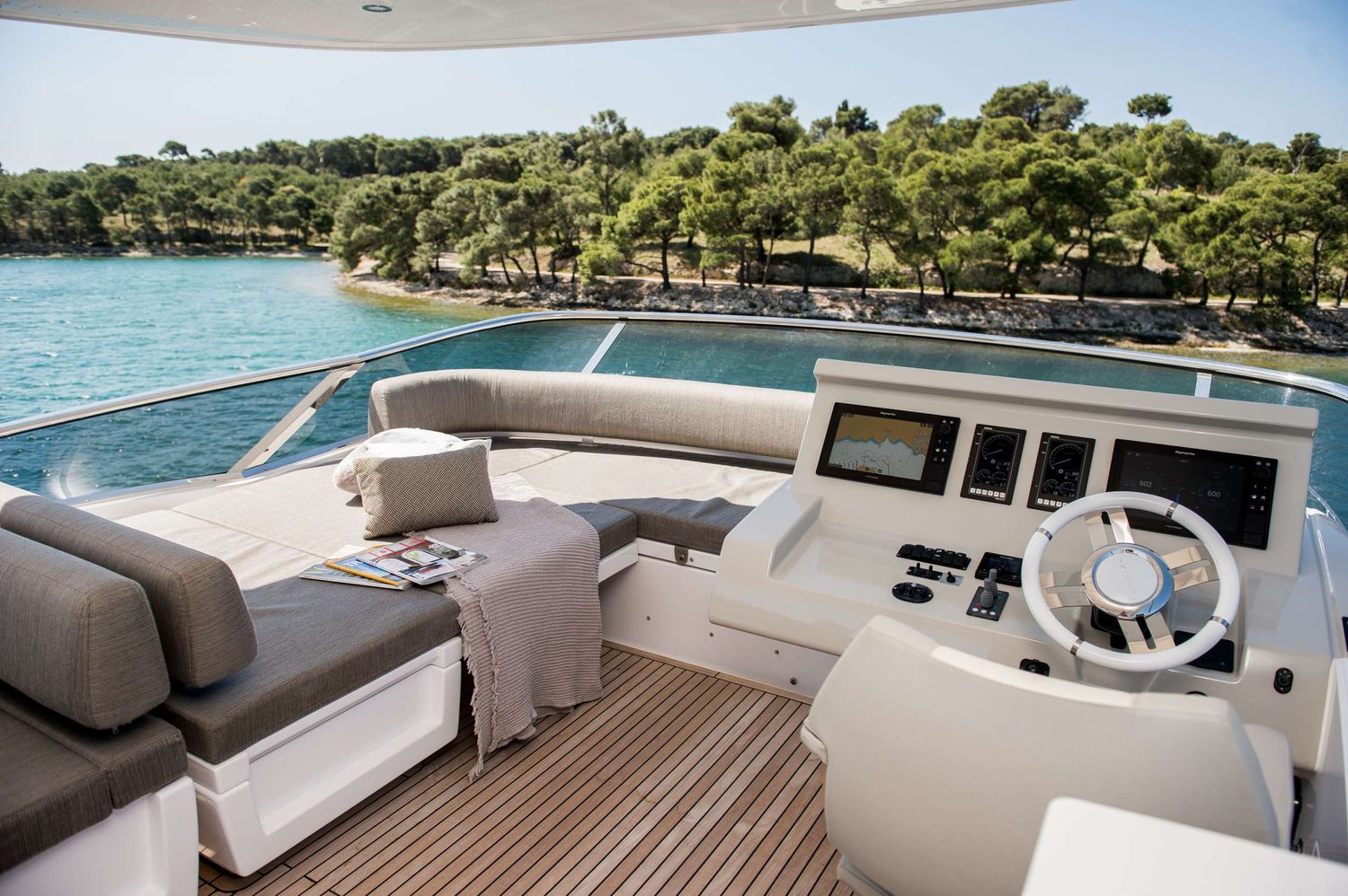 yacht-78961