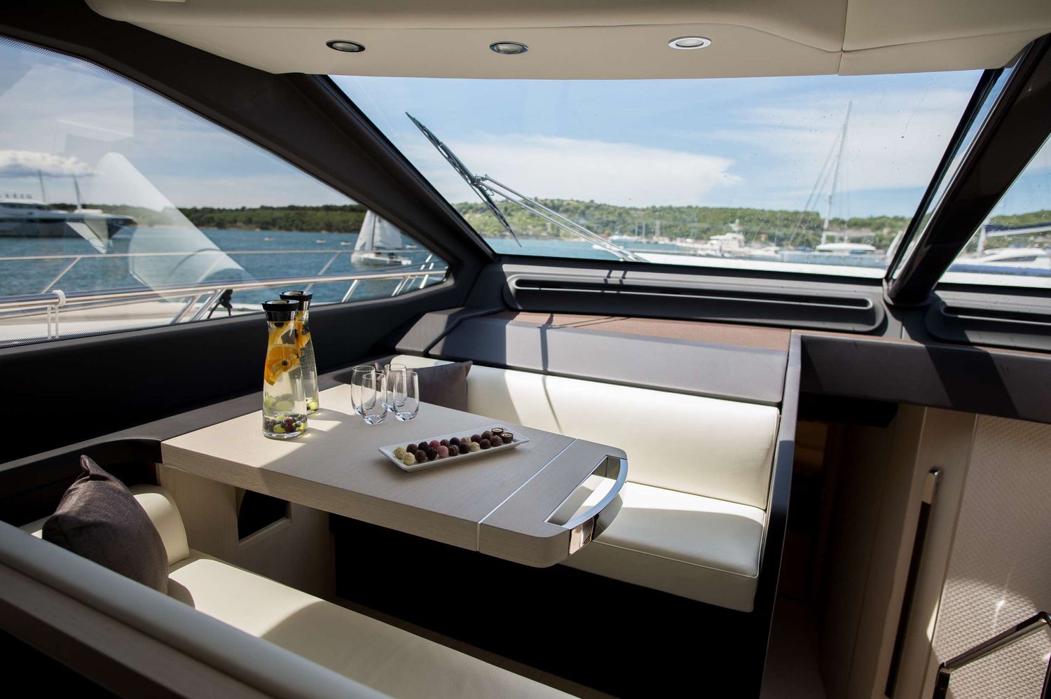 yacht-78965
