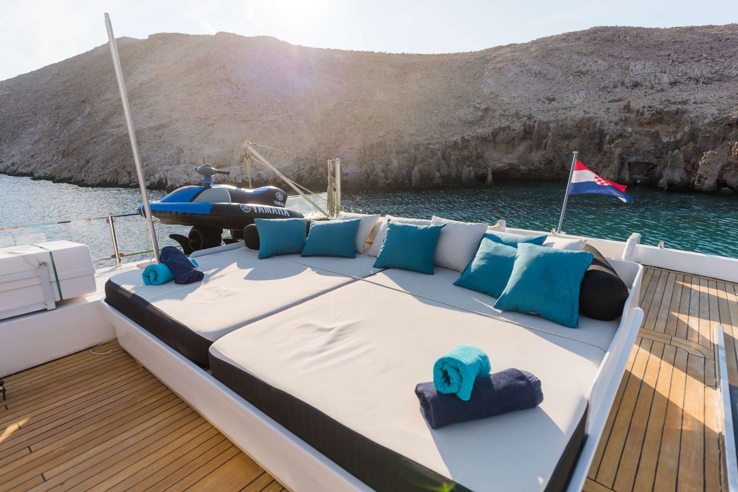 yacht-80149