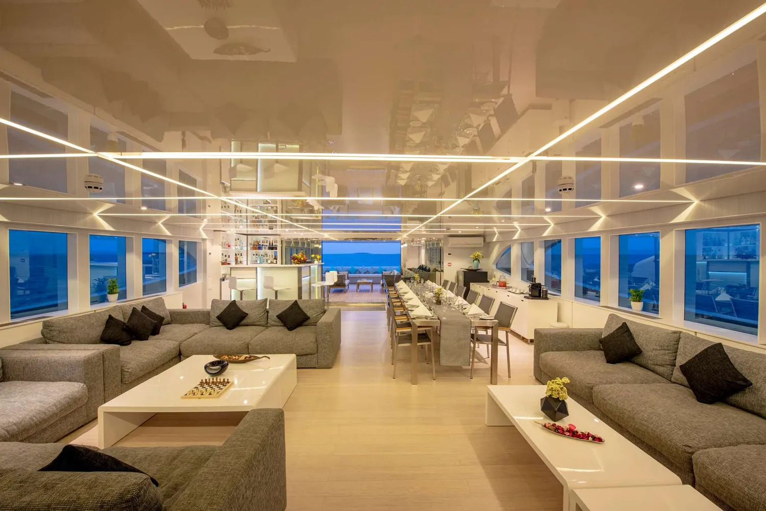 yacht-80200