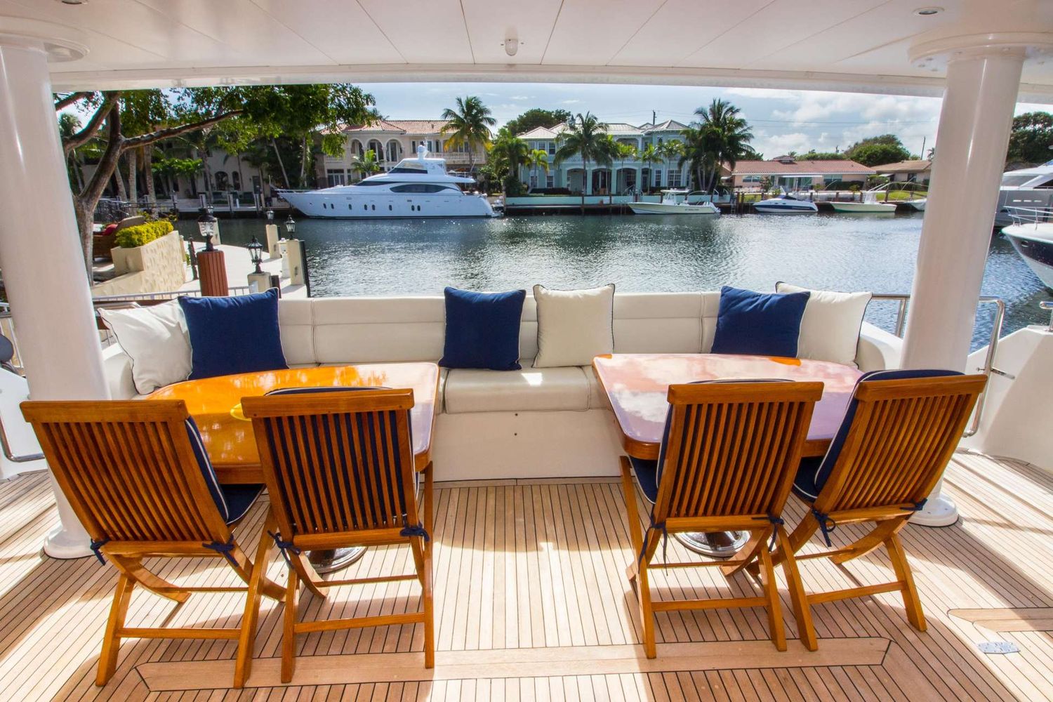 yacht-82105