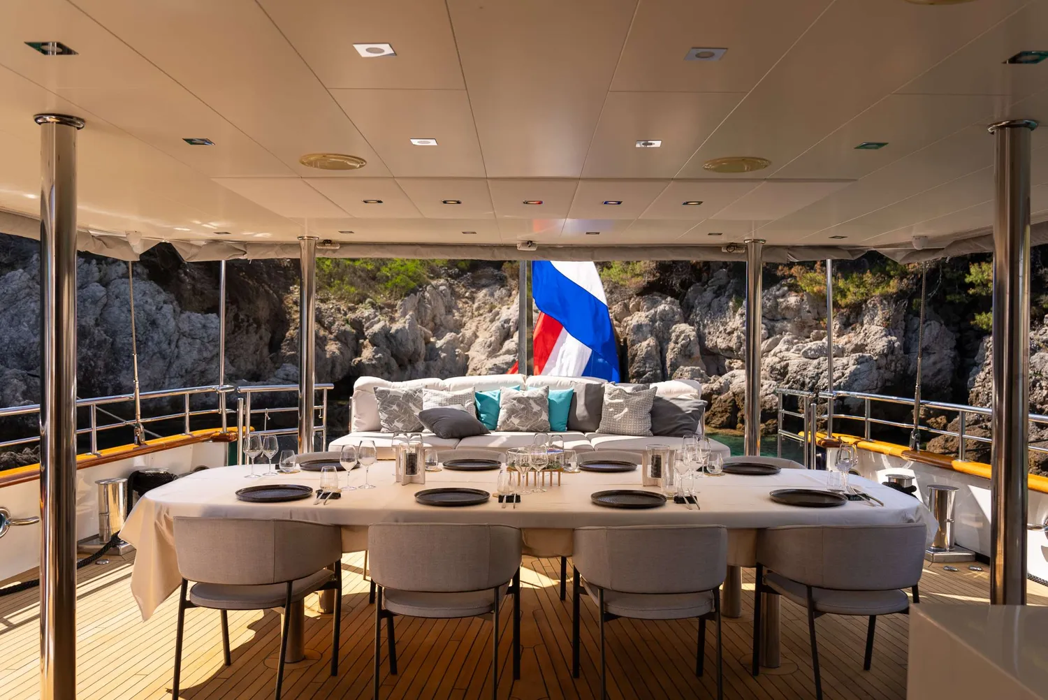 yacht-82881