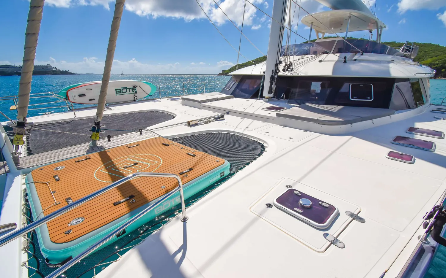 yacht-83116