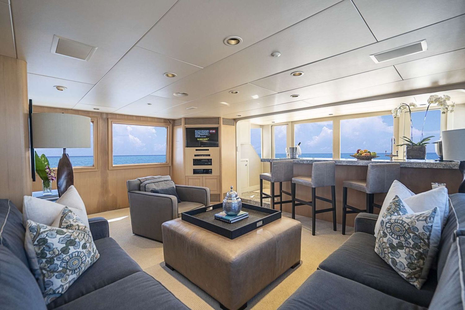 yacht-83179