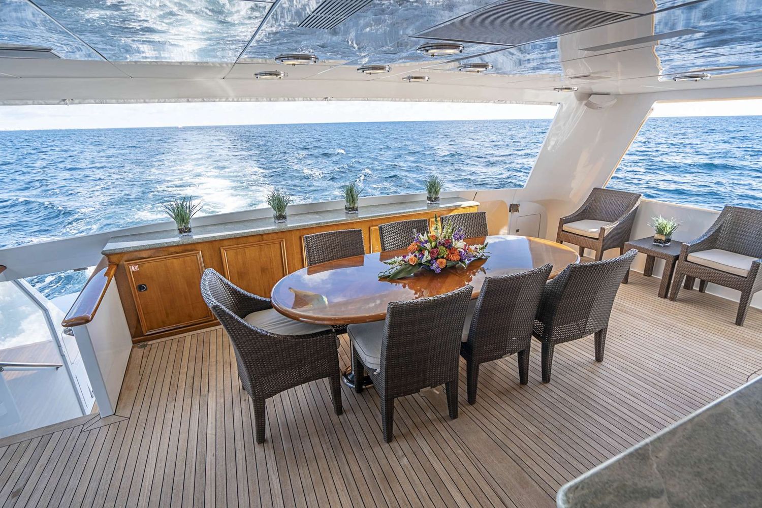 yacht-83183