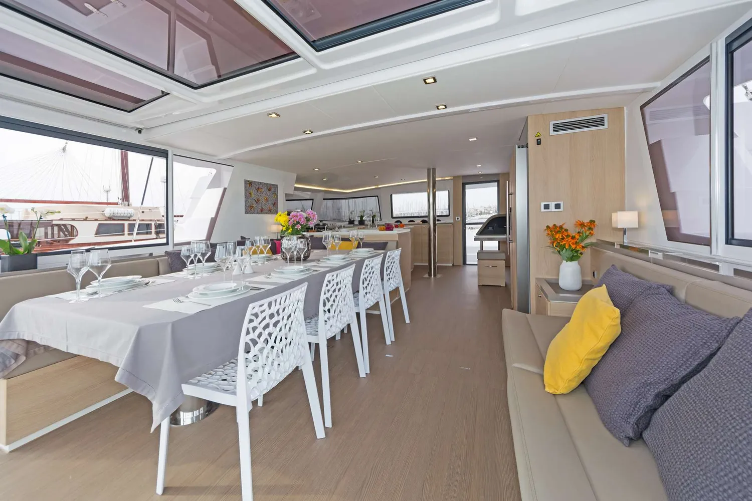 yacht-83197