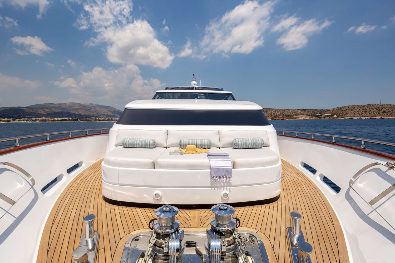 yacht-83461