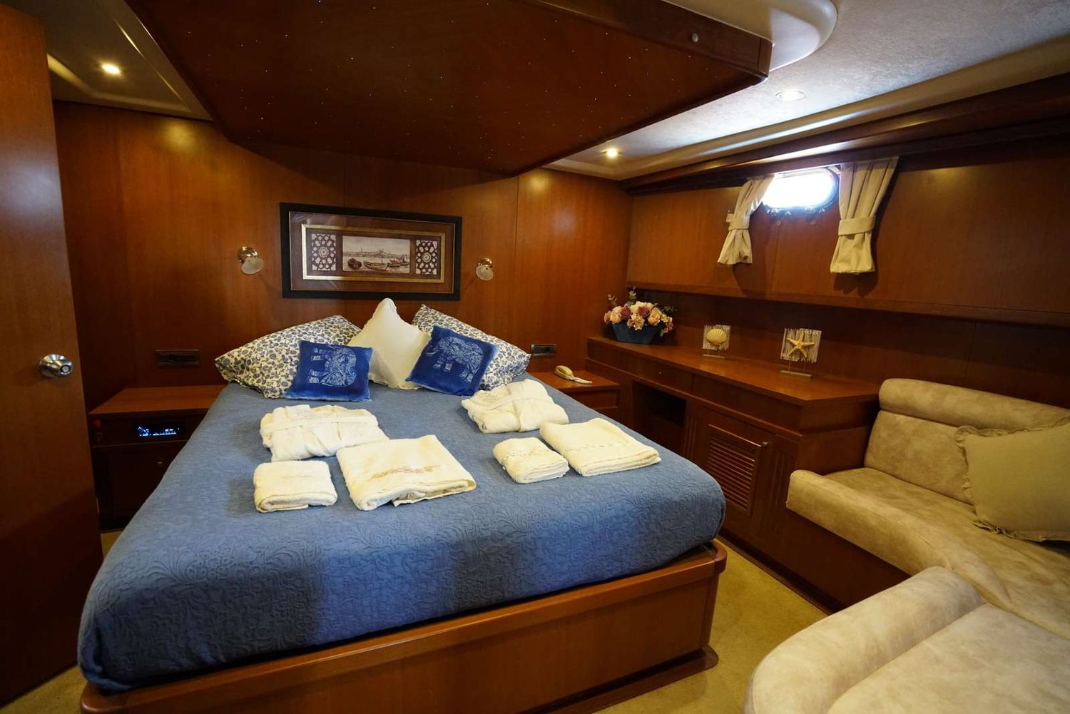 yacht-83516
