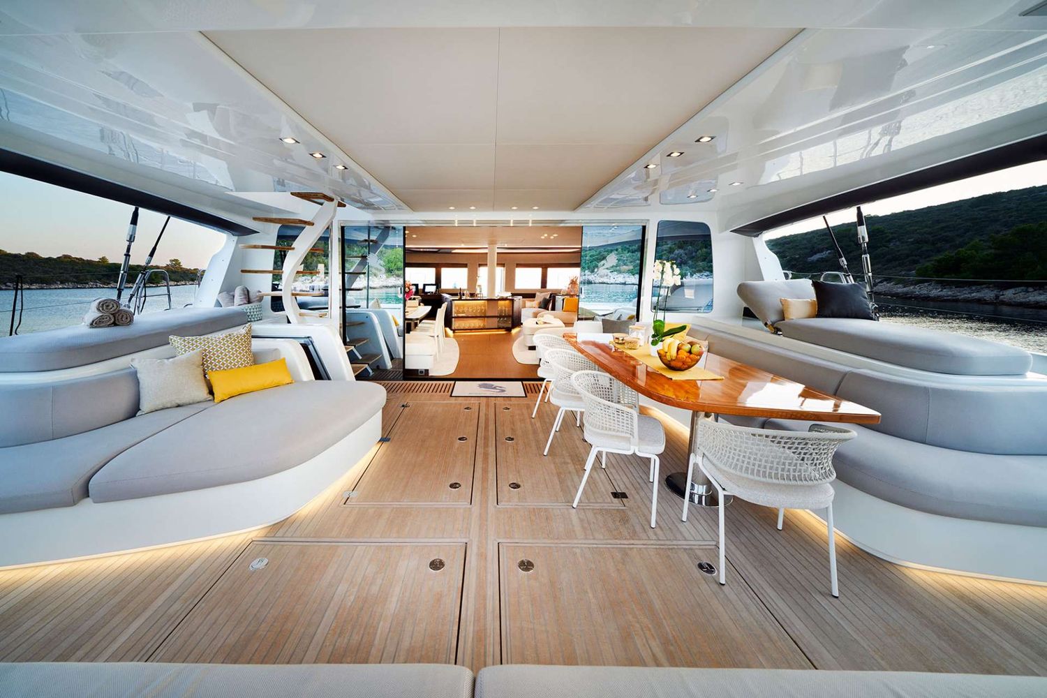 yacht-83597