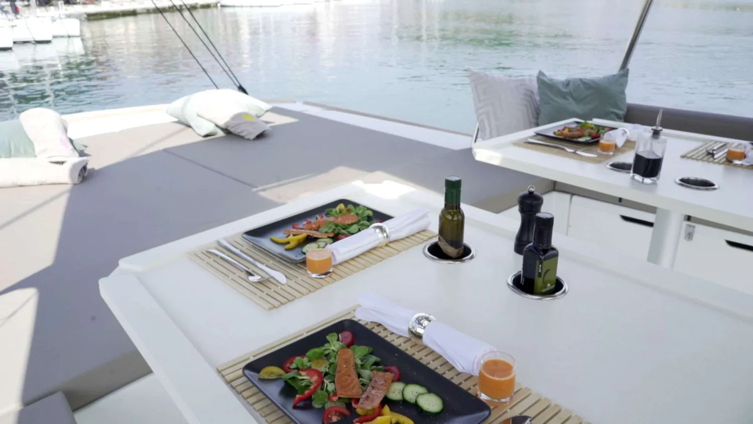 yacht-14812