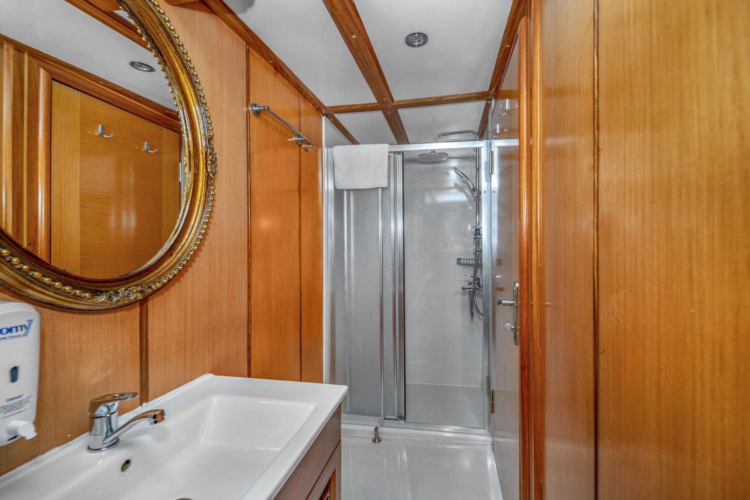 yacht-521006