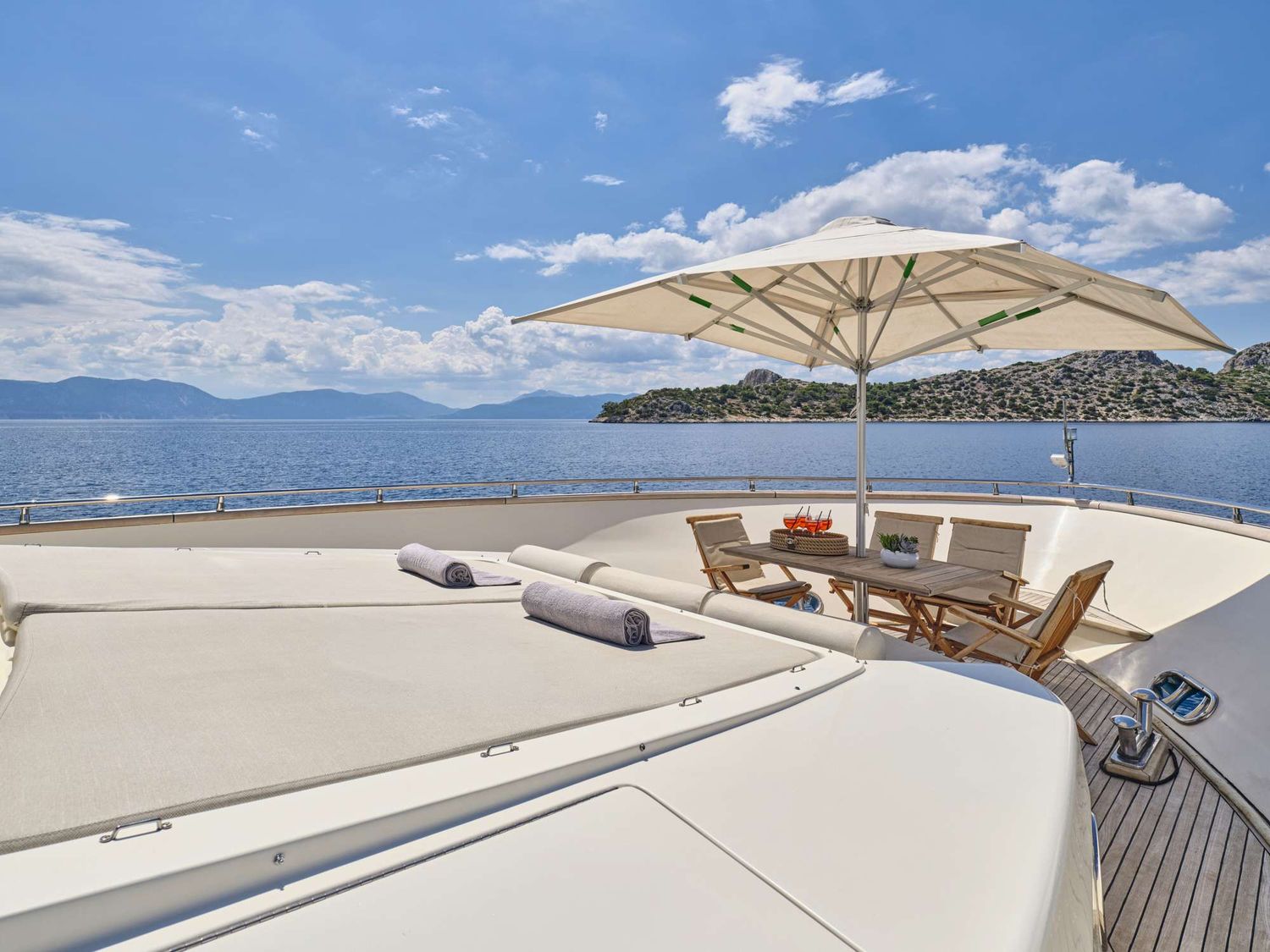 yacht-16276