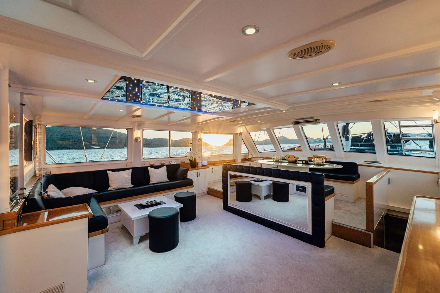 yacht-85332