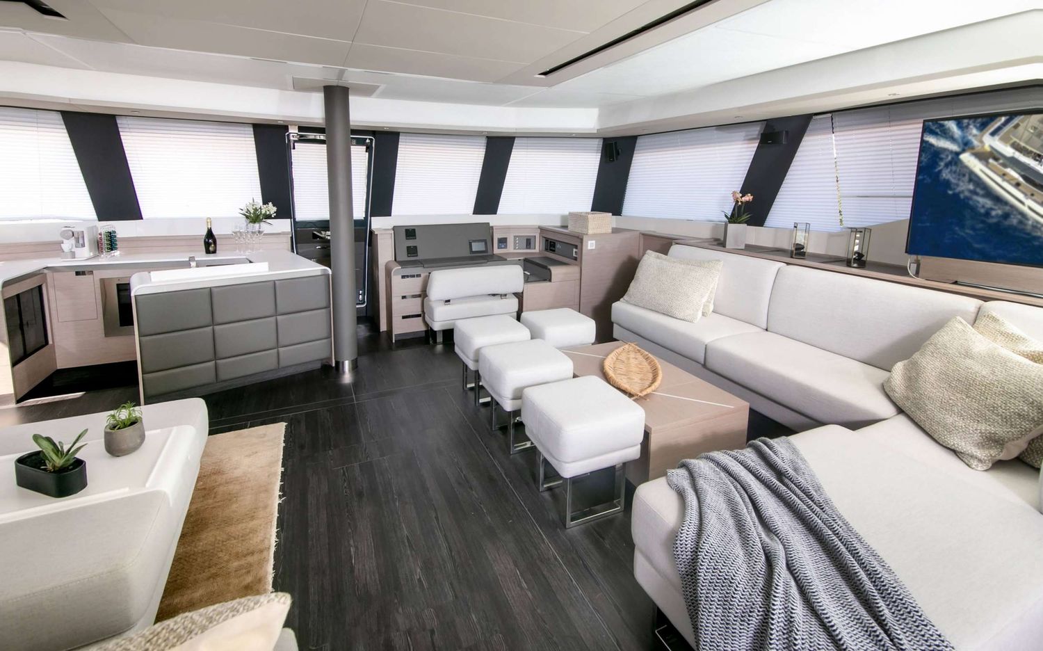 yacht-86538