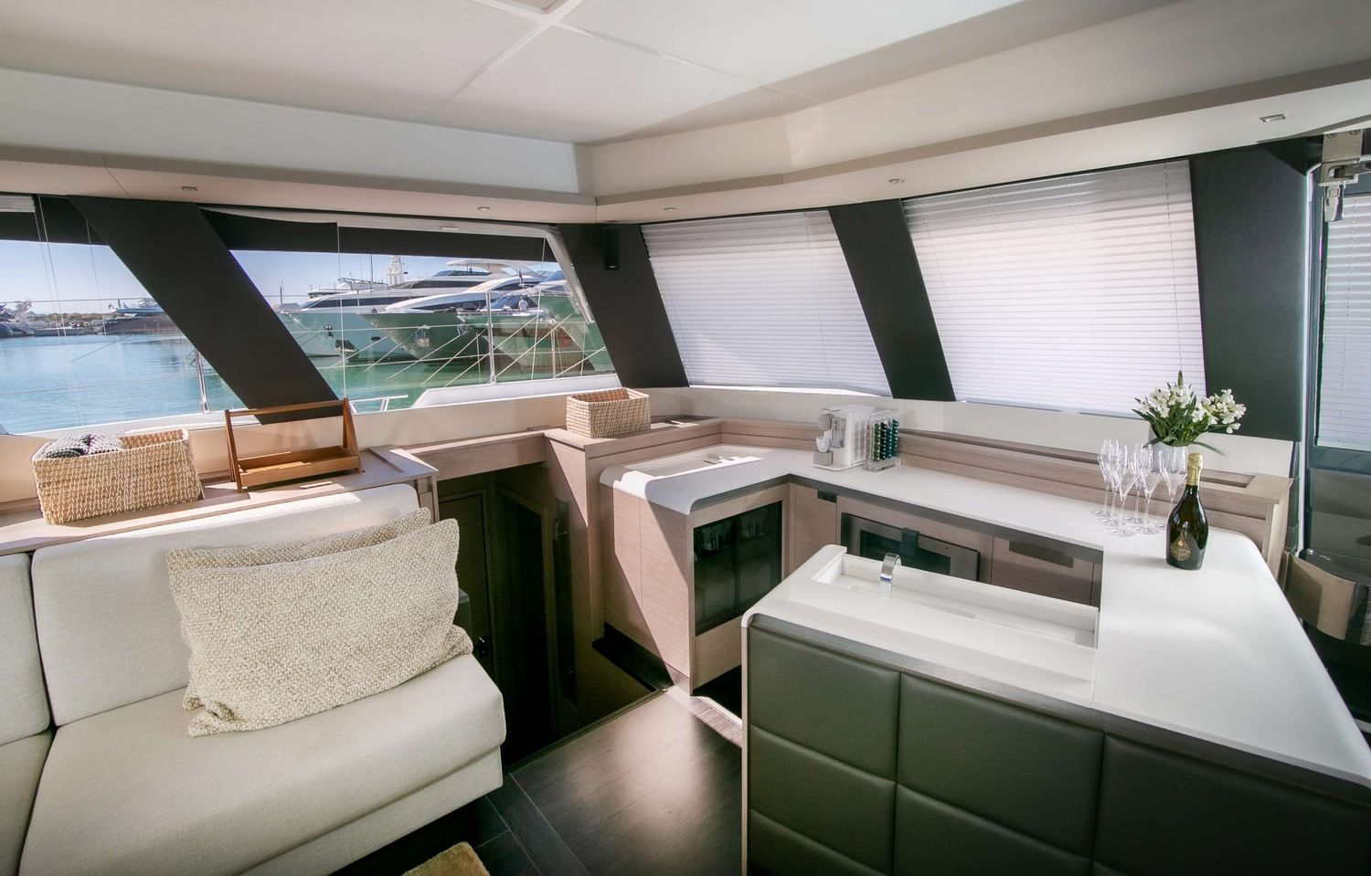 yacht-86539