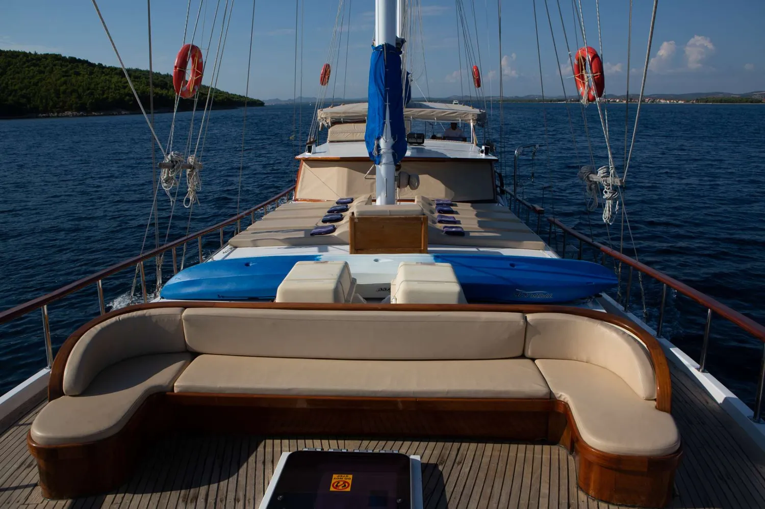 yacht-86659