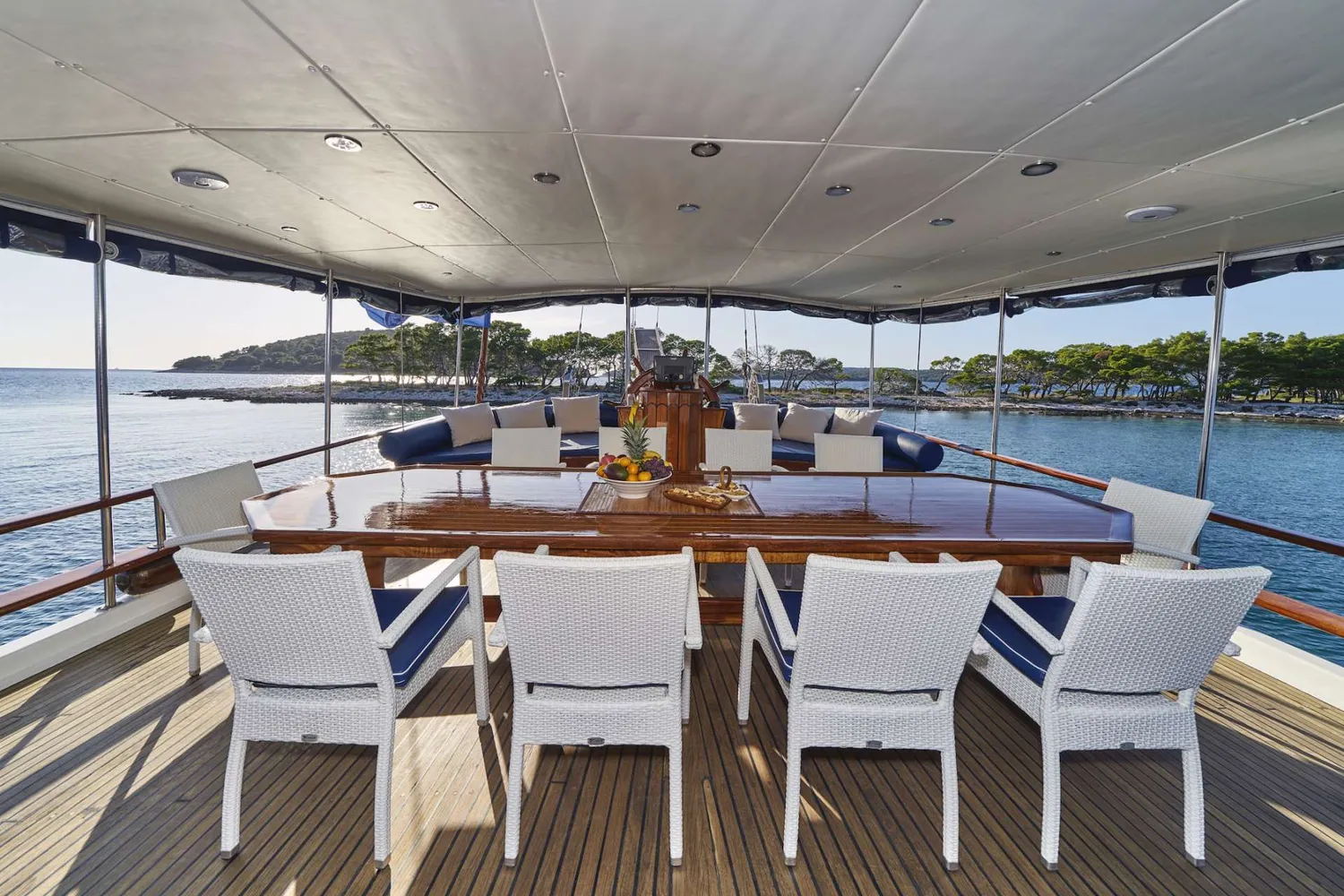 yacht-86691