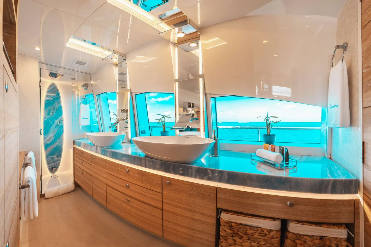 yacht-86996