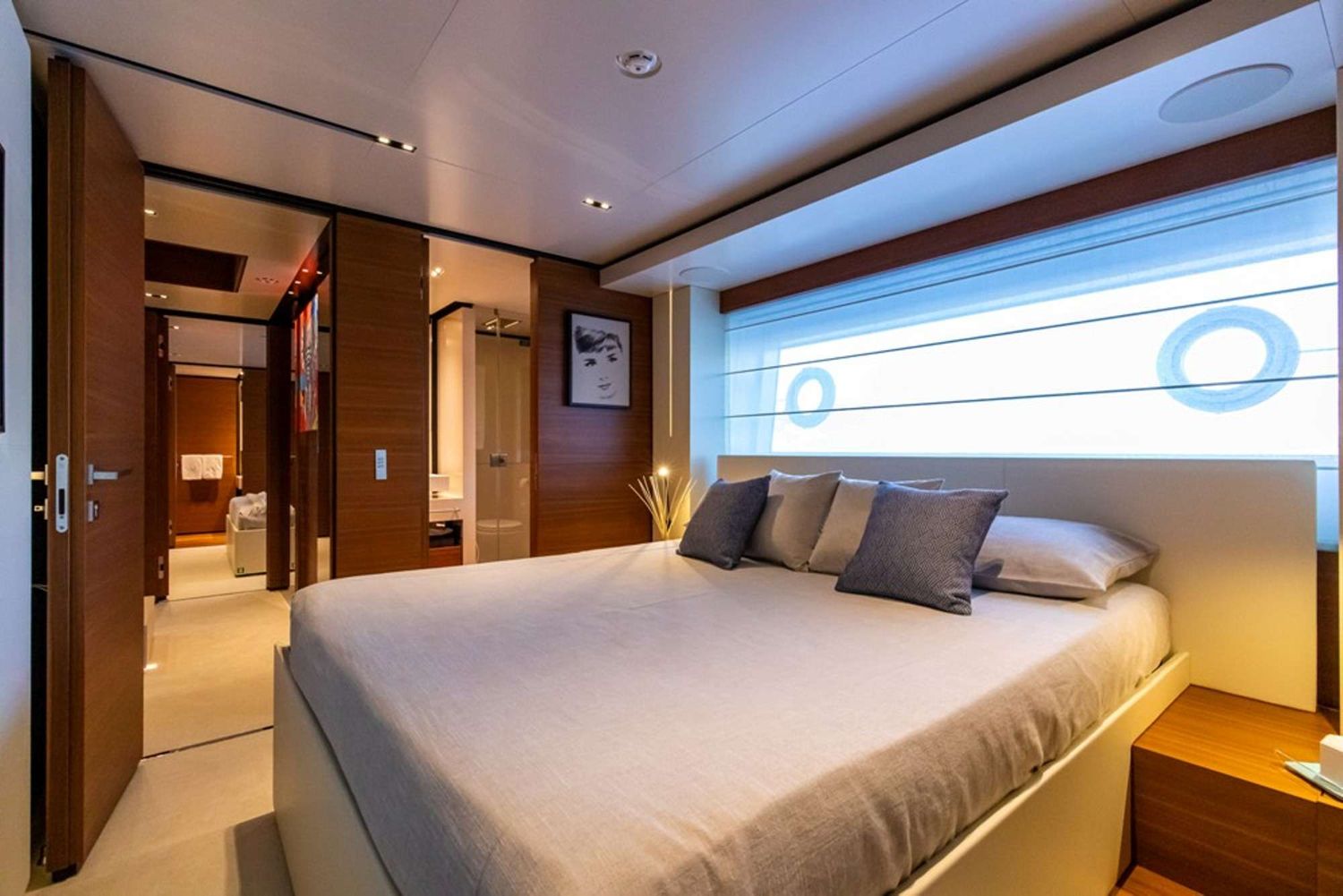 yacht-87384