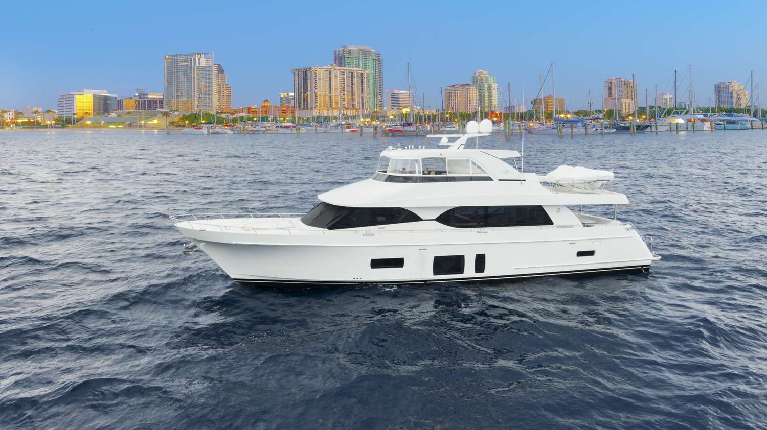 yacht-145222