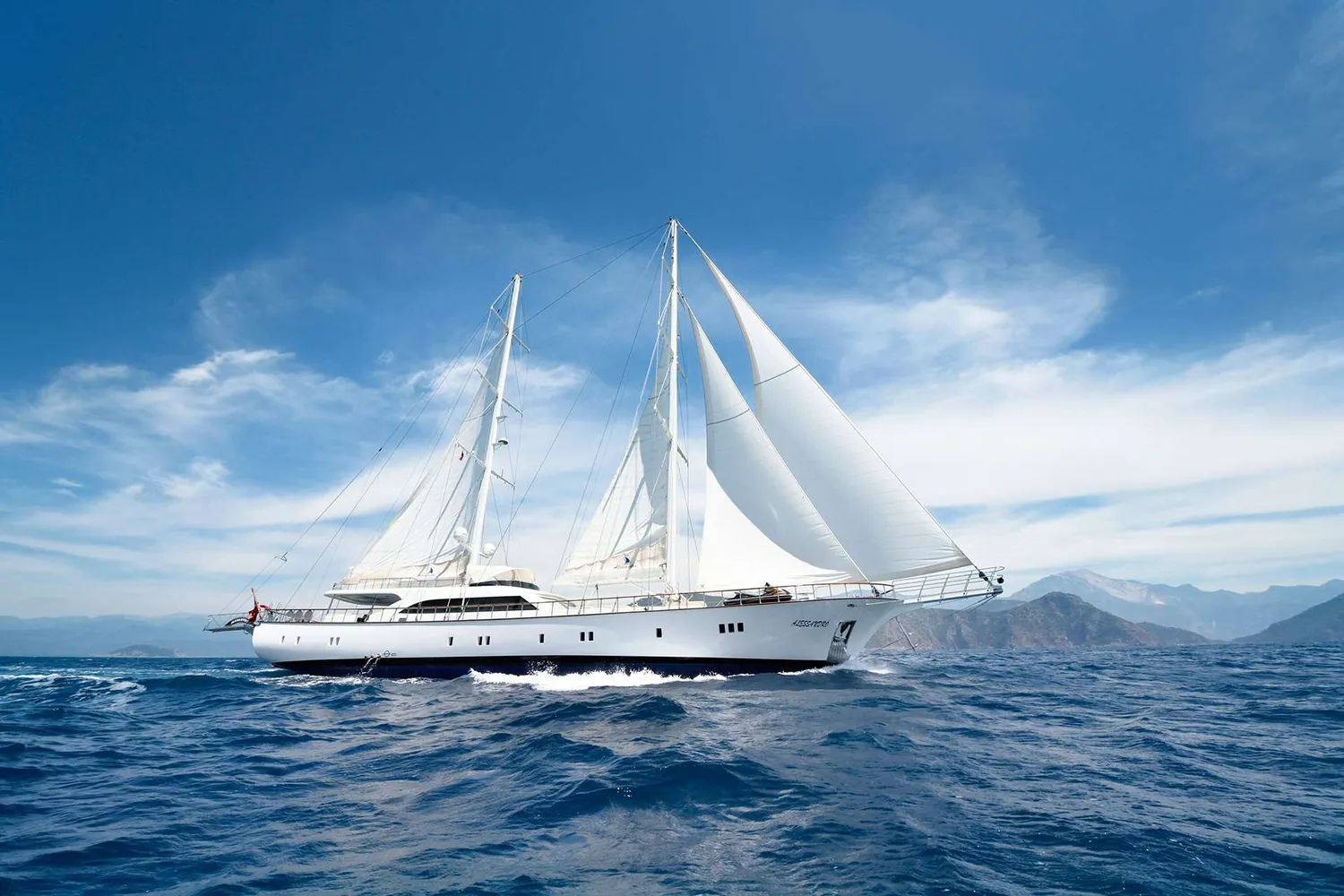 yacht-145537