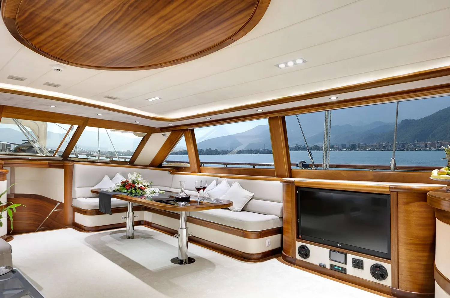 yacht-145539