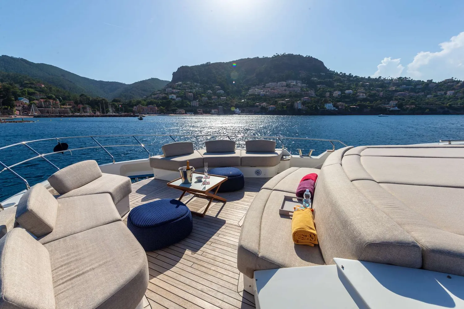 yacht-145316
