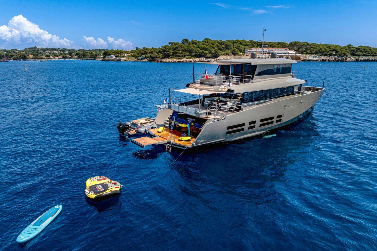 yacht-530589