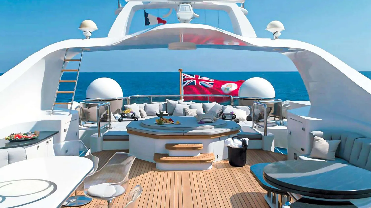 yacht-145603