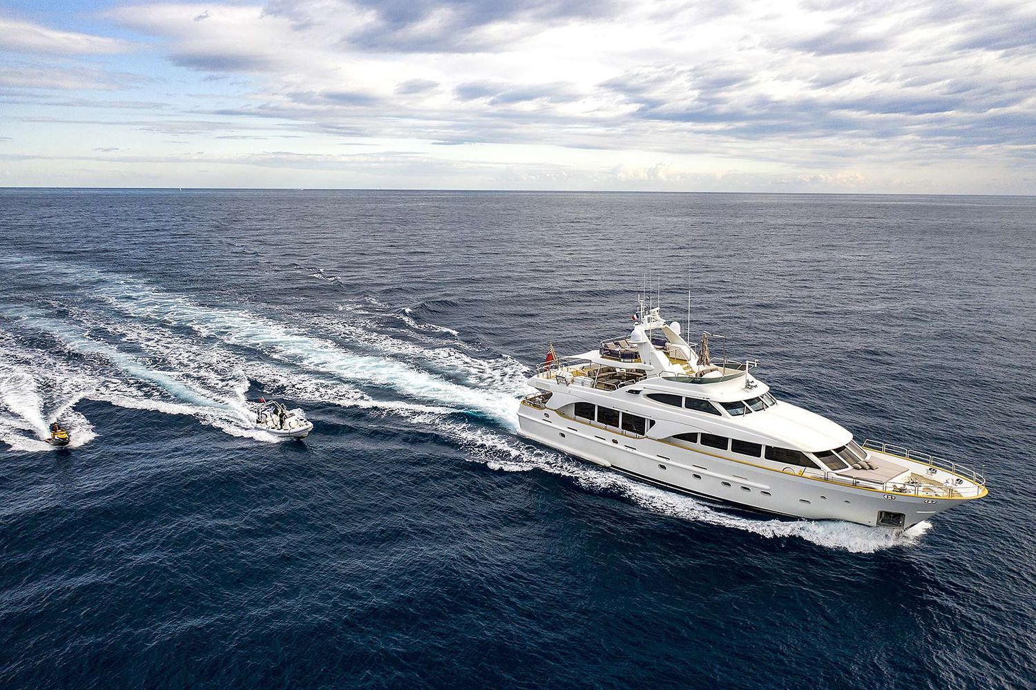 yacht-19479