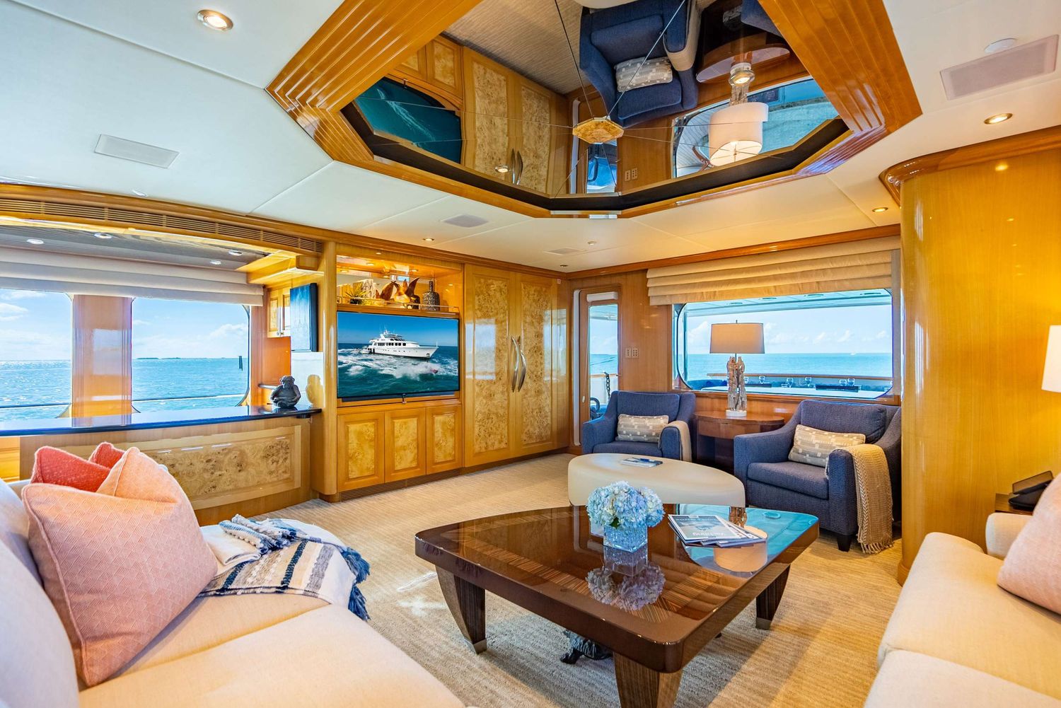 yacht-88554