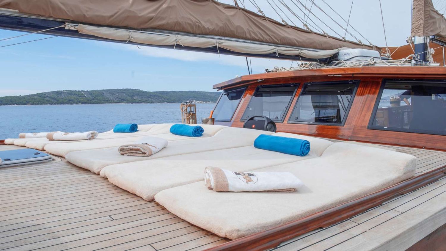 yacht-88830