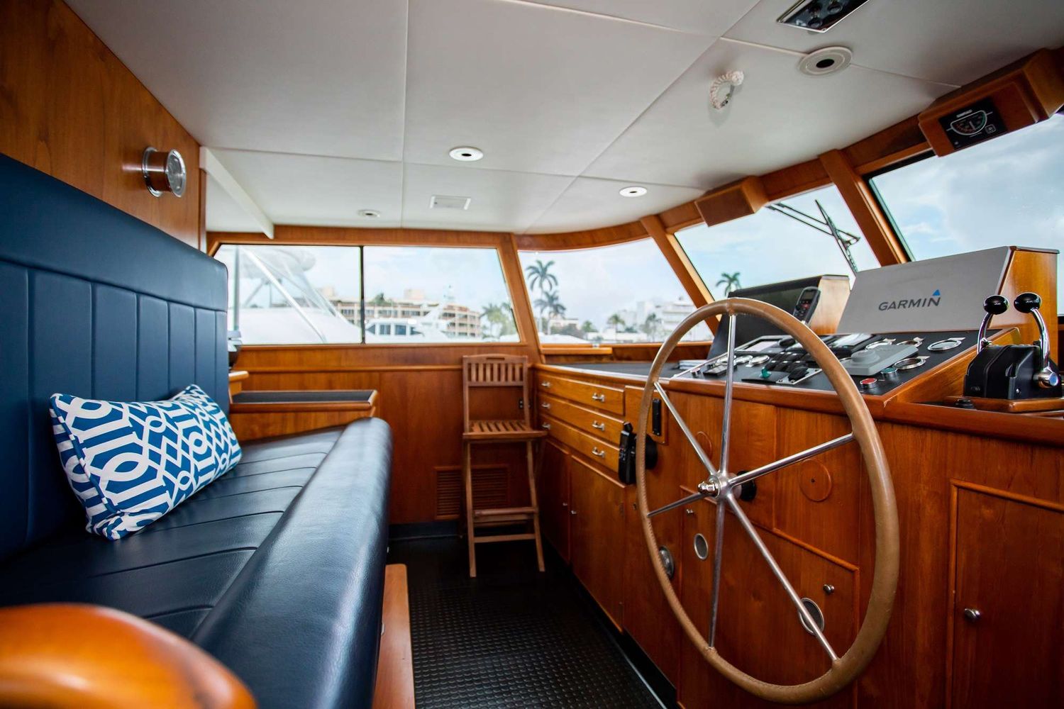 yacht-145451