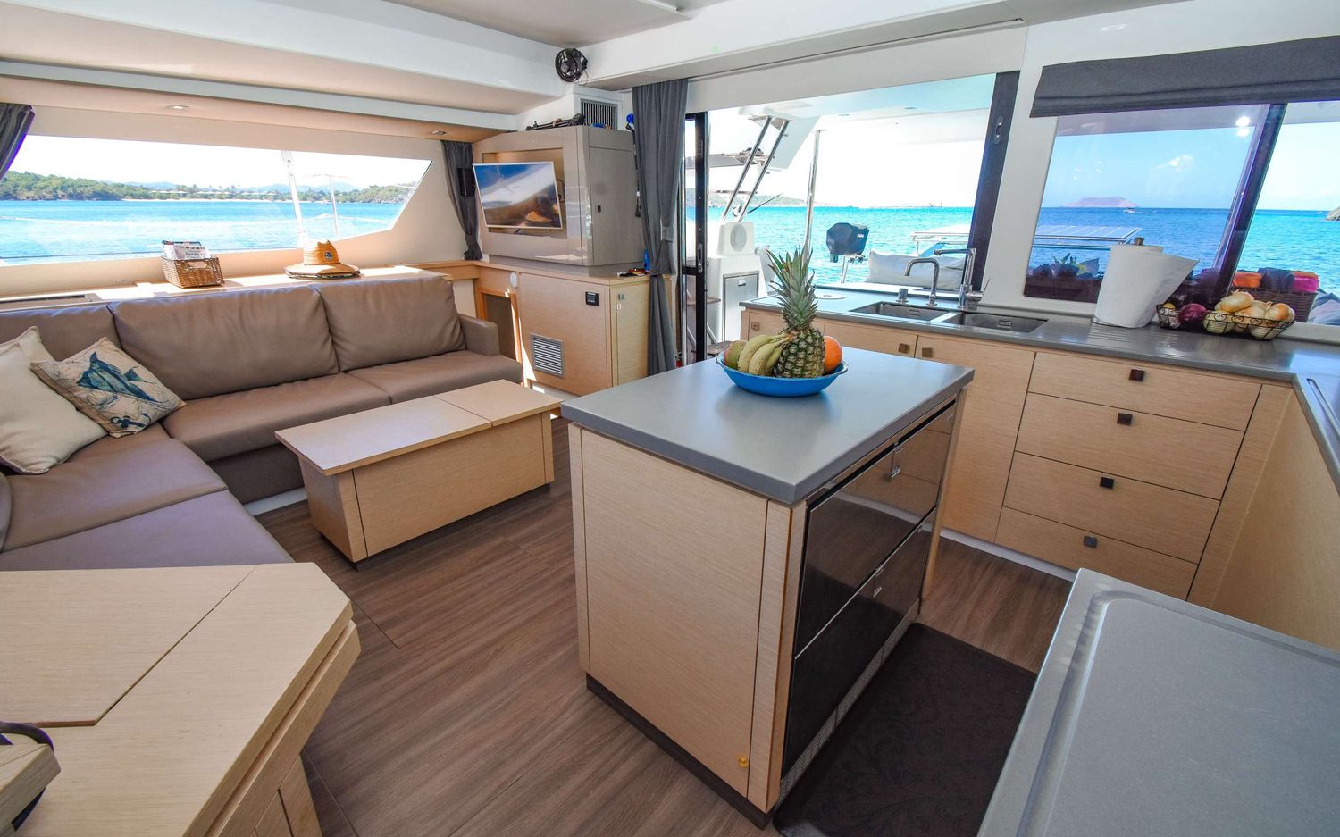 yacht-89465