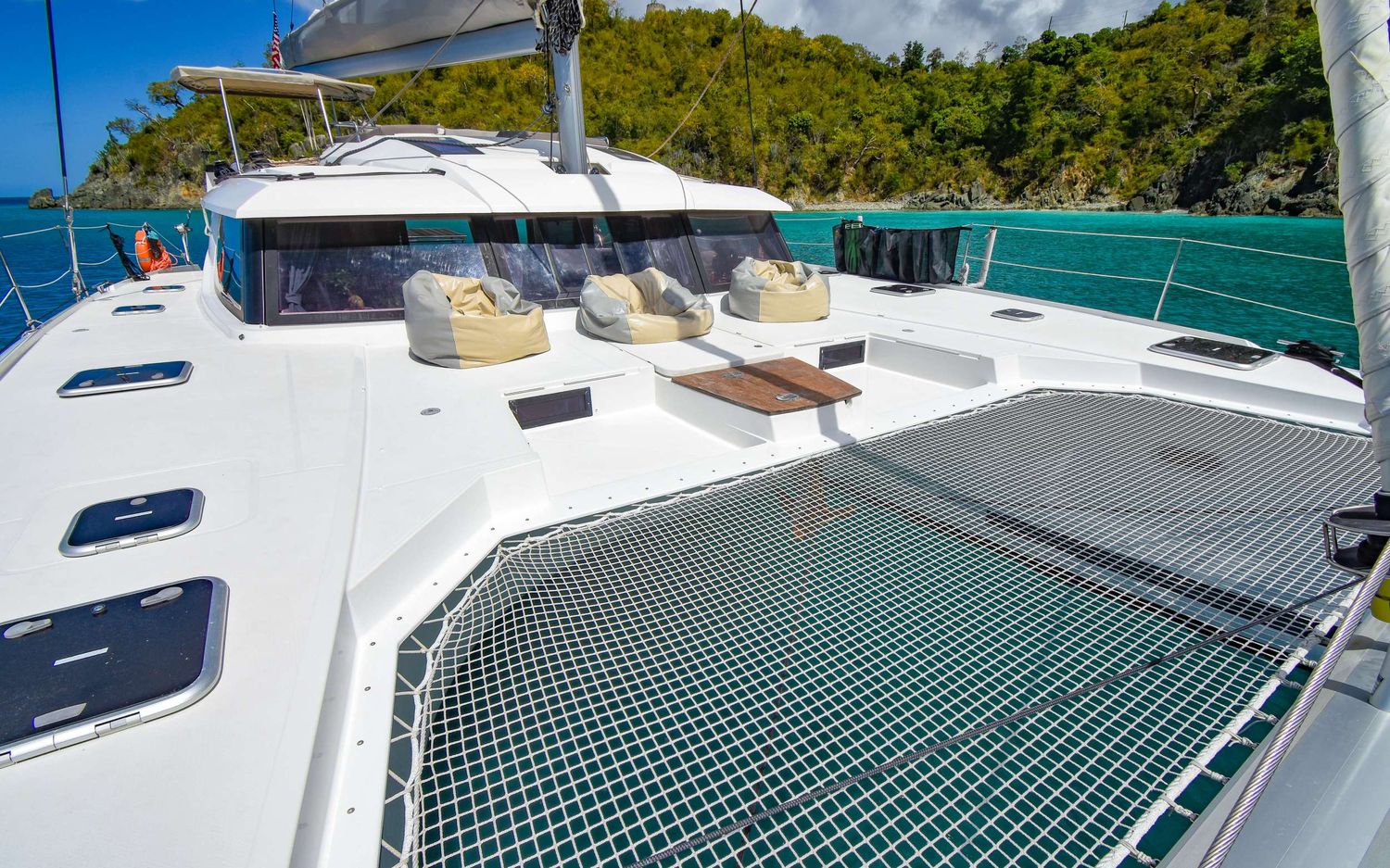 yacht-89458