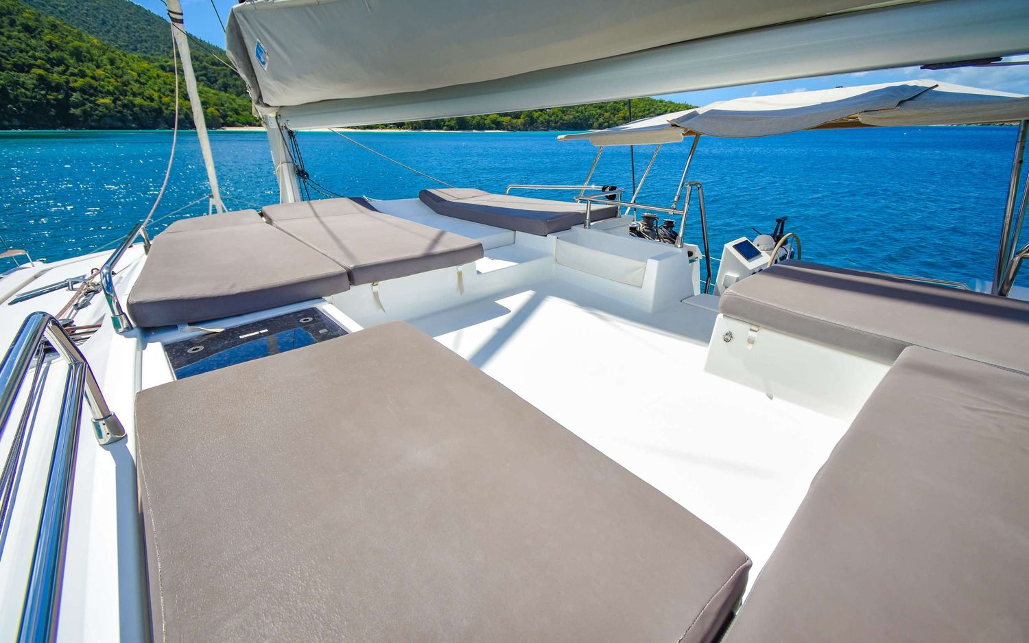 yacht-89461