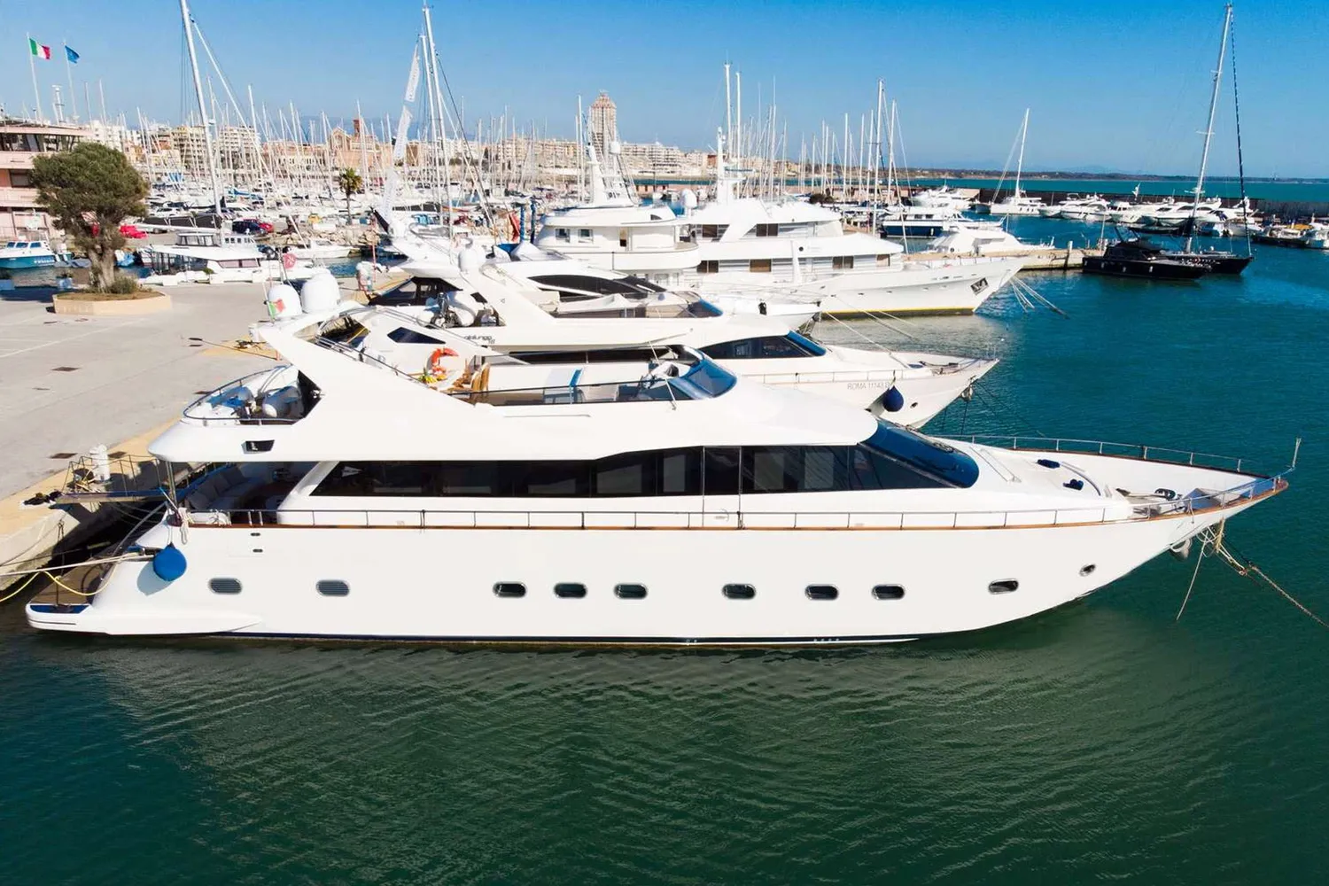 yacht-89634
