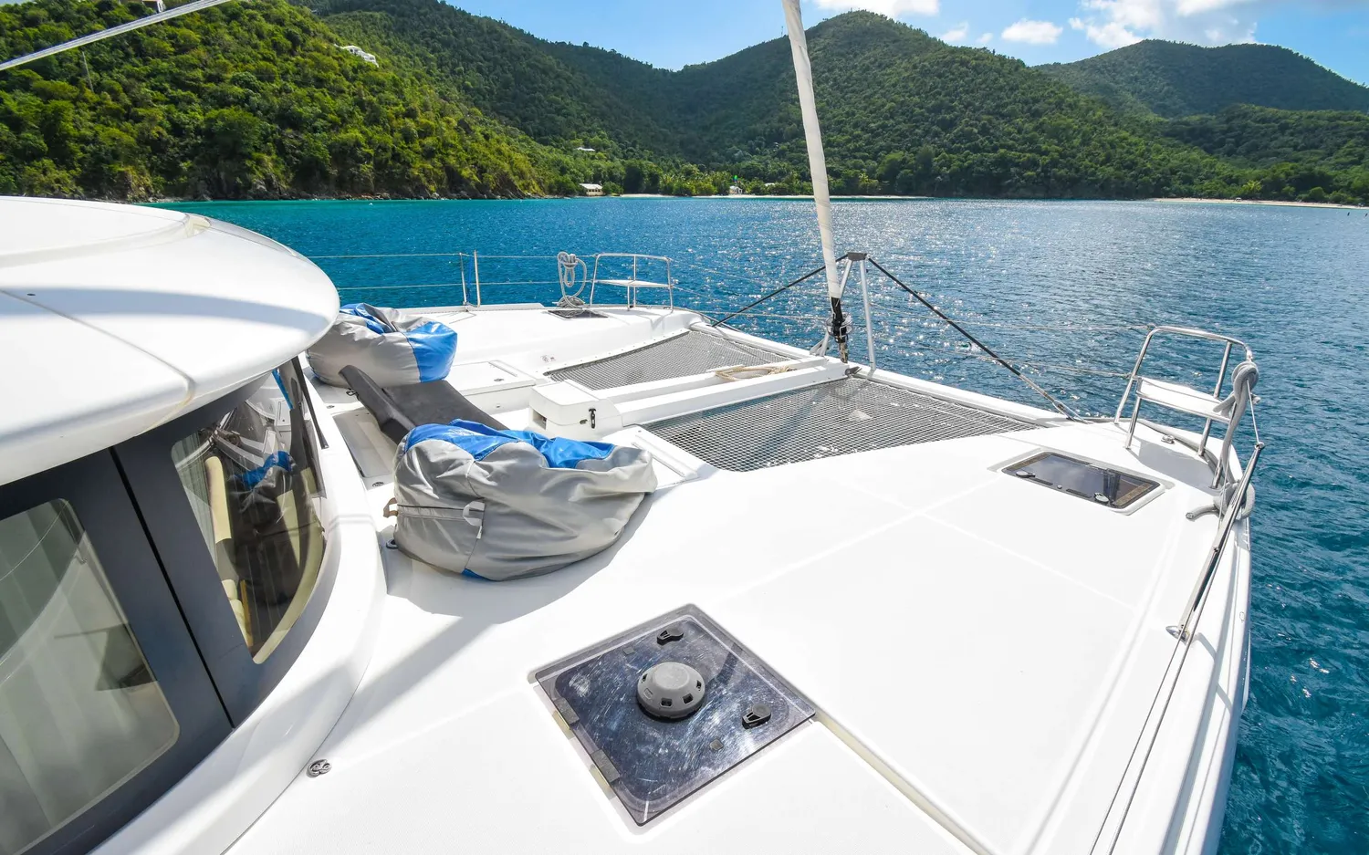 yacht-89690