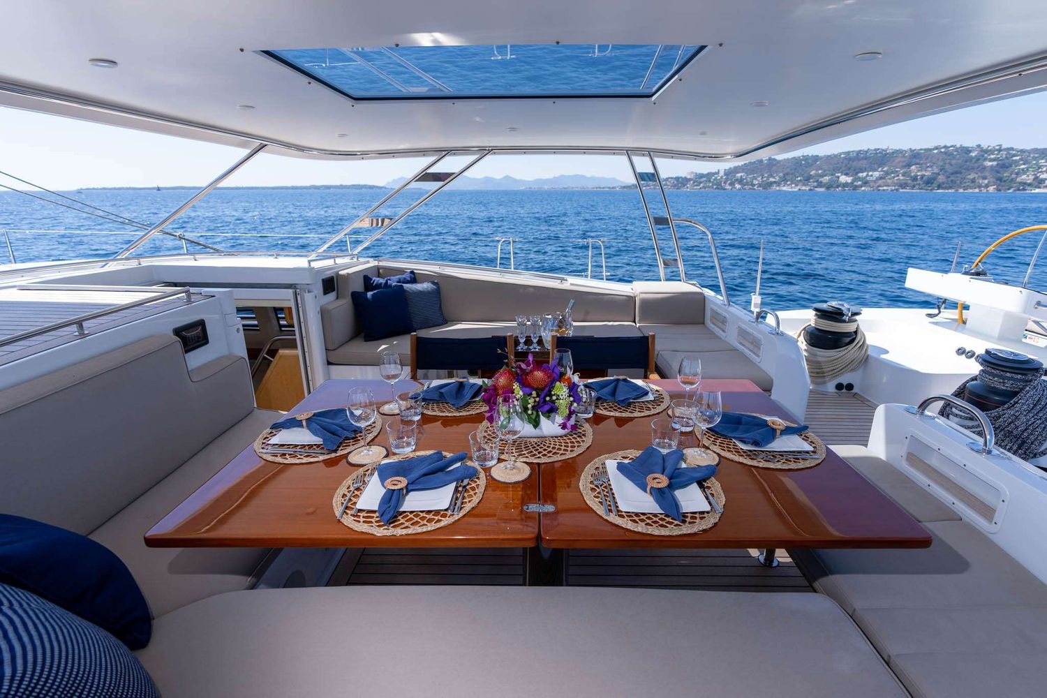 yacht-145513