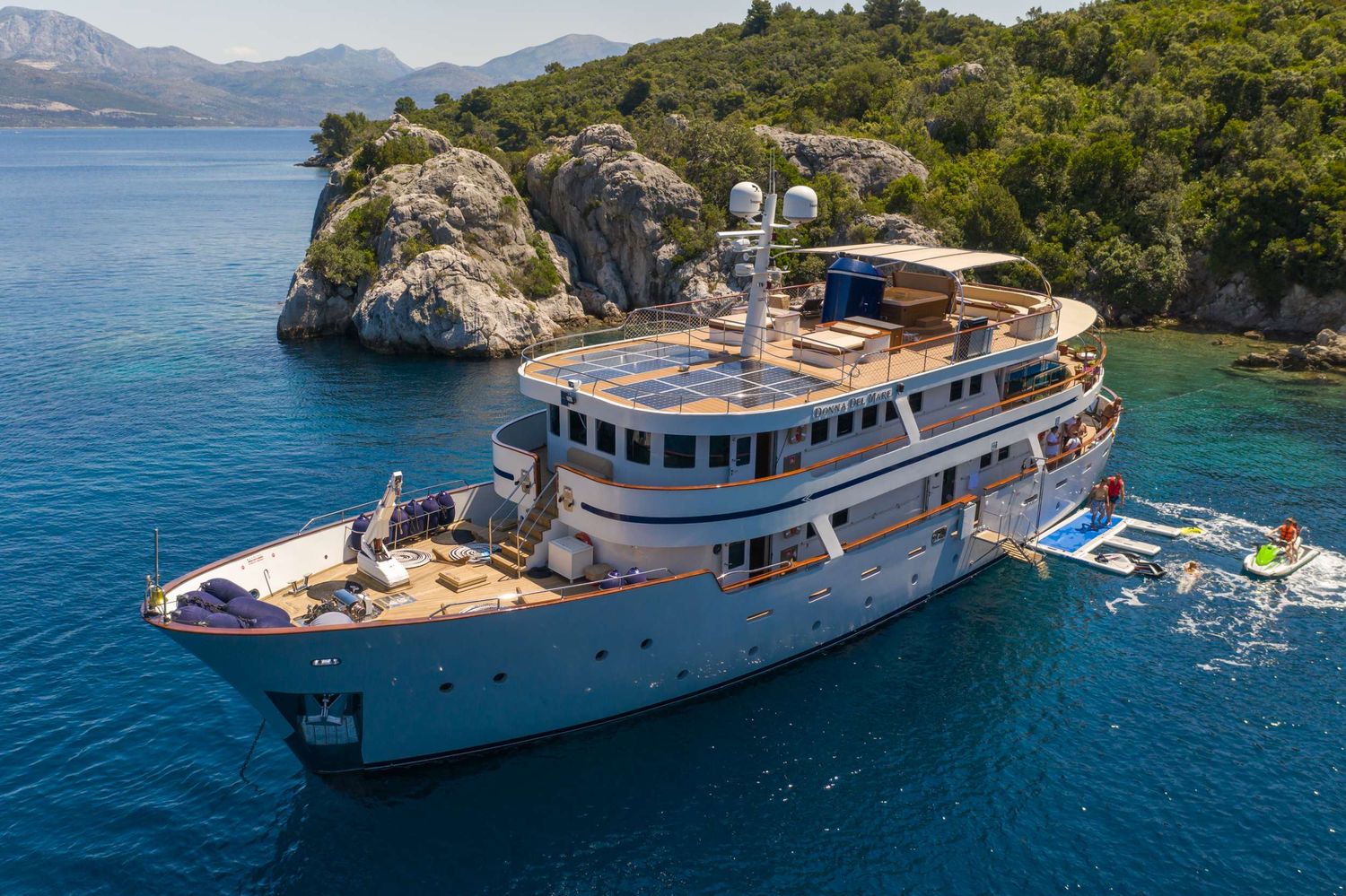 yacht-90466