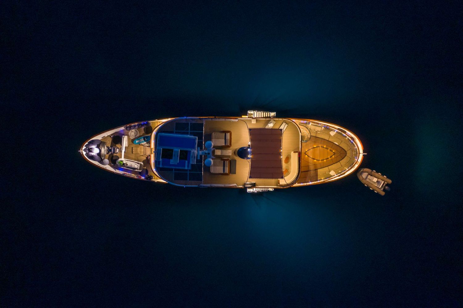 yacht-90470