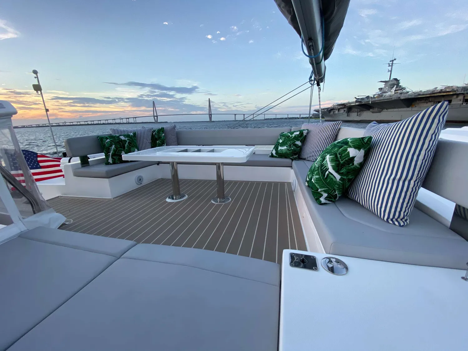 yacht-90702